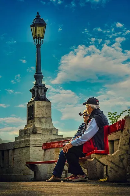 Free Elderly Couple Mobile Wallpaper photo and picture