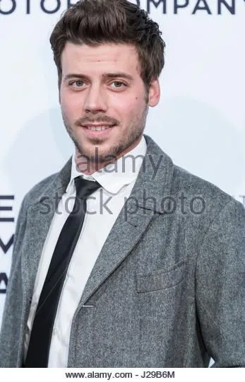 Francois Arnaud 2018 - Bing