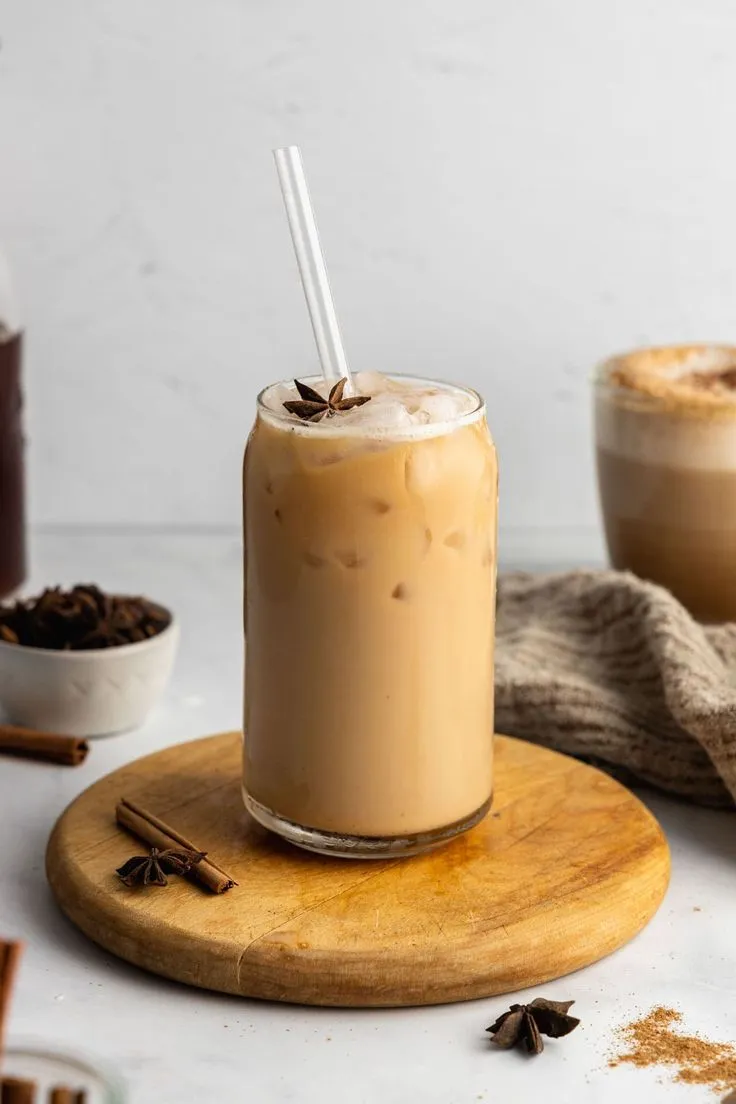 This dirty chai latte is a blend of bold espresso, sweetly spiced chai, and your favorite milk in one delicious coffee recipe. A nearly perfect copycat of Starbucks!