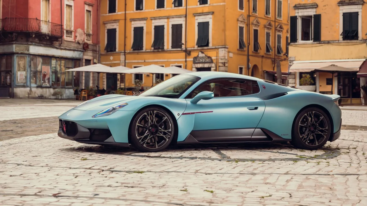 Maserati MCPURA, 2025, Outdoor, Supercars, 5K