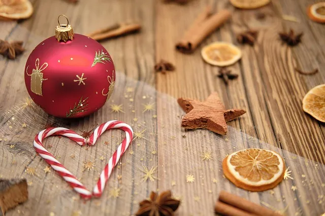 Free Christmas Christmas Ball photo and picture