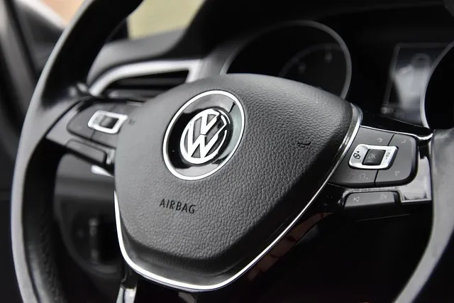 Free Steering Wheel Car photo and picture