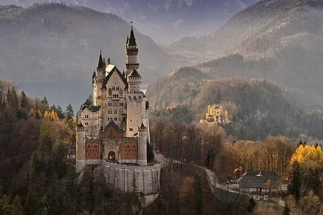 Free Neuschwanstein Castle photo and picture