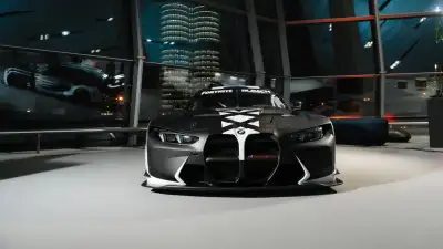 BMW M4 GT3 EVO, Fortnite, Race cars