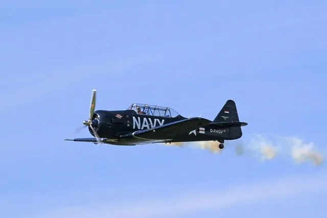 Free Warbird Fighter Plane photo and picture