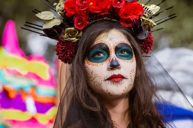 Free Makeup Woman photo and picture