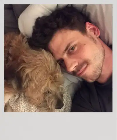 𝐅𝐫𝐚𝐧𝐜𝐨𝐢𝐬 𝐀𝐫𝐧𝐚𝐮𝐝 𝐩𝐨𝐥𝐚𝐫𝐨𝐢𝐝 !! ♡