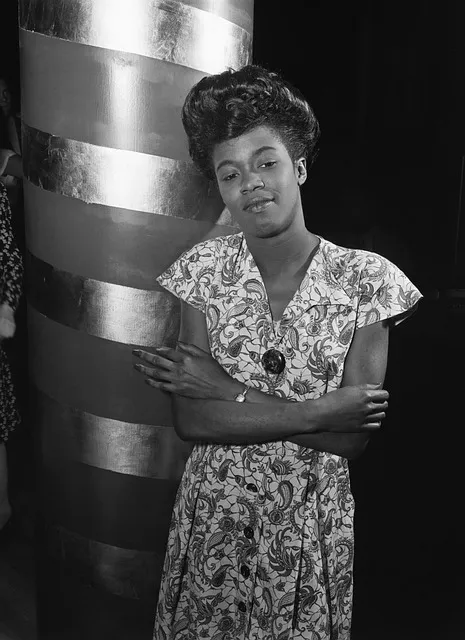 Free Sarah Vaughan Portrait photo and picture