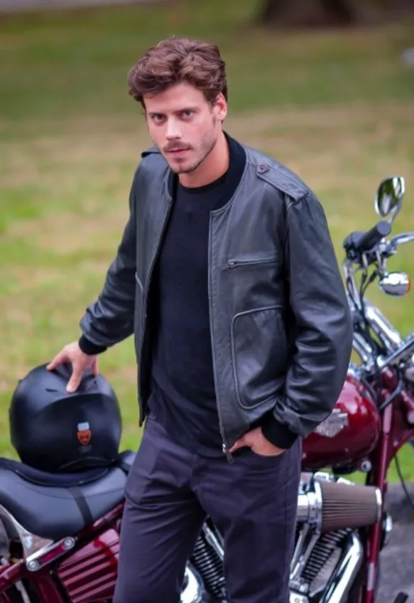 François Arnaud