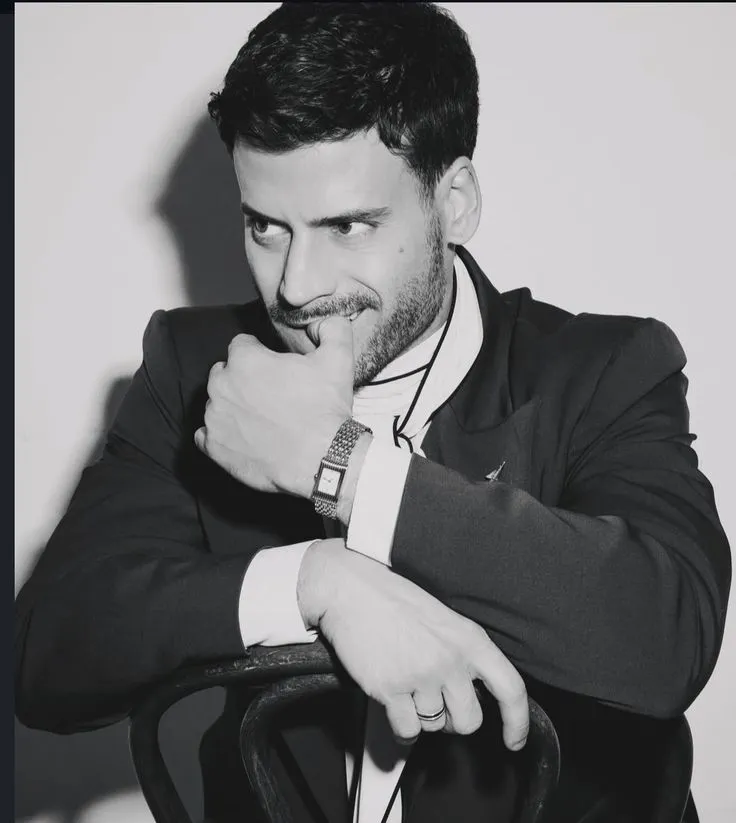 Francois Arnaud Golden Globes 2026