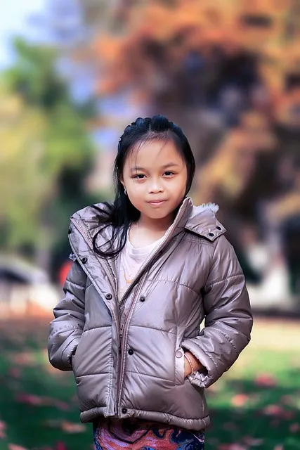 Free Girl Mobile Wallpaper 4K photo and picture